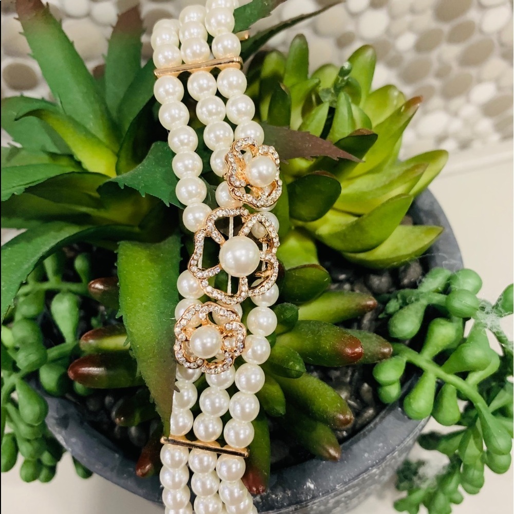 BR23- Pearl with rose gold bracelet